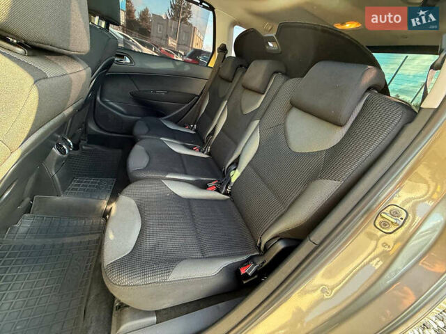 Бежевый Пежо 308, объемом двигателя 1.6 л и пробегом 267 тыс. км за 6999 $, фото 45 на Automoto.ua