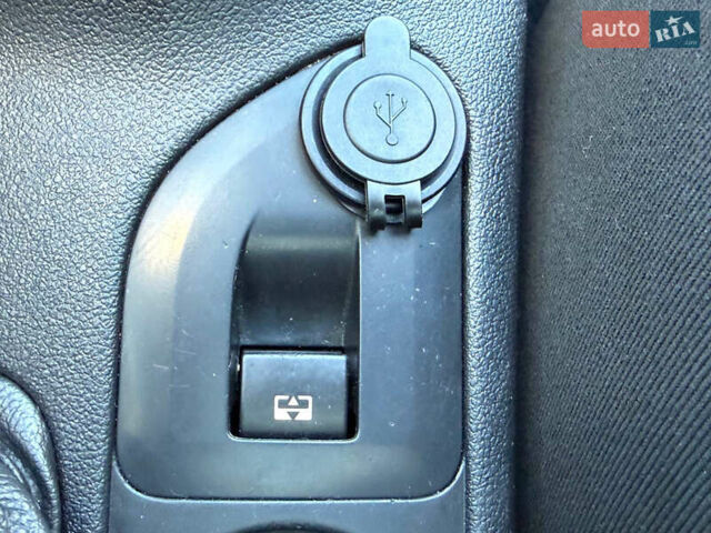 Бежевый Пежо 308, объемом двигателя 1.6 л и пробегом 267 тыс. км за 6999 $, фото 55 на Automoto.ua