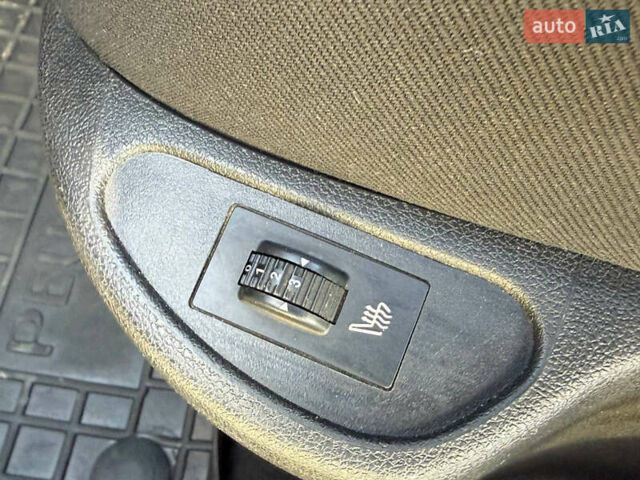 Бежевый Пежо 308, объемом двигателя 1.6 л и пробегом 267 тыс. км за 6999 $, фото 49 на Automoto.ua