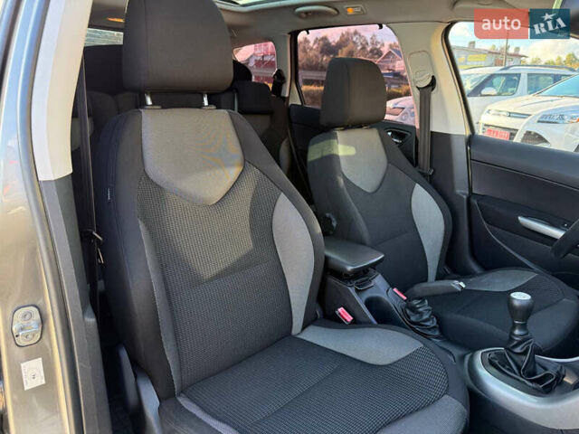 Бежевый Пежо 308, объемом двигателя 1.6 л и пробегом 267 тыс. км за 6999 $, фото 32 на Automoto.ua