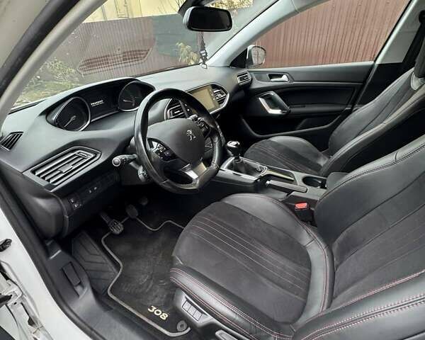 Бежевый Пежо 308, объемом двигателя 1.5 л и пробегом 157 тыс. км за 11800 $, фото 6 на Automoto.ua