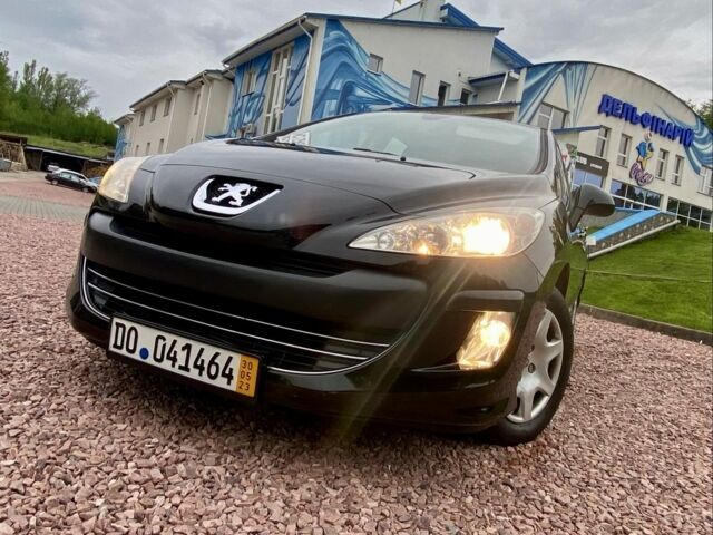 Чорний Пежо 308, об'ємом двигуна 1.4 л та пробігом 165 тис. км за 4850 $, фото 4 на Automoto.ua