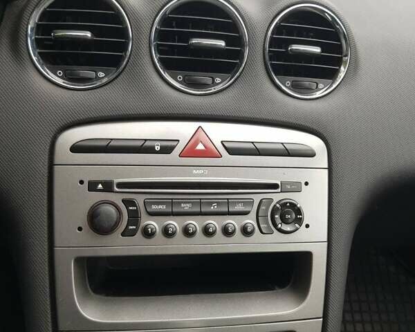 Черный Пежо 308, объемом двигателя 1.6 л и пробегом 217 тыс. км за 5550 $, фото 36 на Automoto.ua