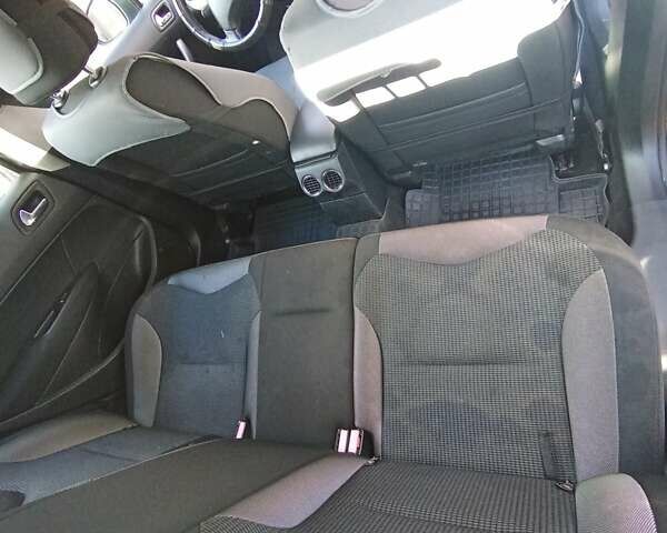 Черный Пежо 308, объемом двигателя 1.6 л и пробегом 335 тыс. км за 4900 $, фото 10 на Automoto.ua