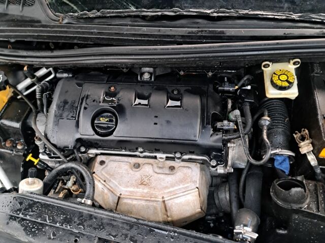 Черный Пежо 308, объемом двигателя 0 л и пробегом 230 тыс. км за 1350 $, фото 10 на Automoto.ua