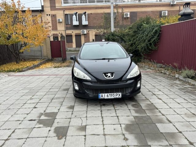 Черный Пежо 308, объемом двигателя 1.6 л и пробегом 157 тыс. км за 5200 $, фото 3 на Automoto.ua