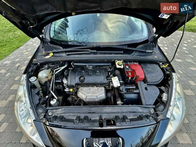 Черный Пежо 308, объемом двигателя 1.6 л и пробегом 166 тыс. км за 5400 $, фото 68 на Automoto.ua