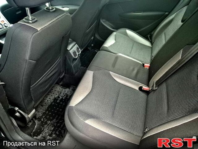 Черный Пежо 308, объемом двигателя 1.6 л и пробегом 270 тыс. км за 4900 $, фото 9 на Automoto.ua