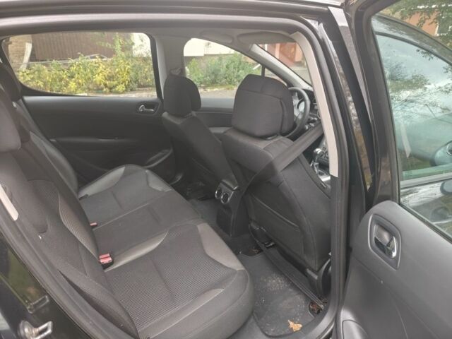 Чорний Пежо 308, об'ємом двигуна 0 л та пробігом 240 тис. км за 4500 $, фото 5 на Automoto.ua