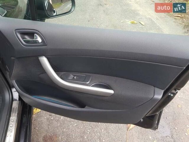 Черный Пежо 308, объемом двигателя 1.6 л и пробегом 217 тыс. км за 5550 $, фото 29 на Automoto.ua