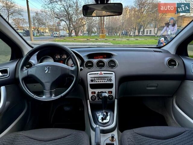 Черный Пежо 308, объемом двигателя 1.6 л и пробегом 166 тыс. км за 5400 $, фото 63 на Automoto.ua