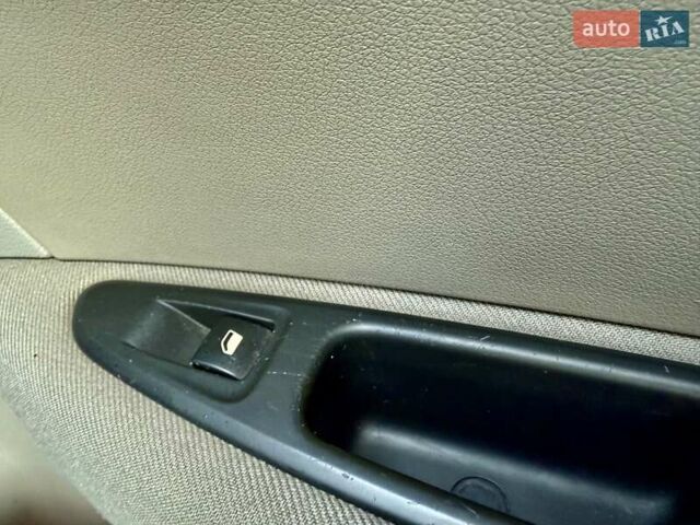 Черный Пежо 308, объемом двигателя 1.6 л и пробегом 166 тыс. км за 5400 $, фото 53 на Automoto.ua