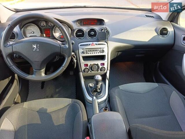 Черный Пежо 308, объемом двигателя 1.6 л и пробегом 185 тыс. км за 4900 $, фото 43 на Automoto.ua