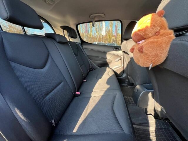 Черный Пежо 308, объемом двигателя 1.6 л и пробегом 199 тыс. км за 6200 $, фото 19 на Automoto.ua