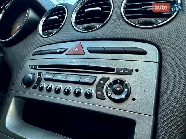 Черный Пежо 308, объемом двигателя 1.6 л и пробегом 166 тыс. км за 5400 $, фото 47 на Automoto.ua