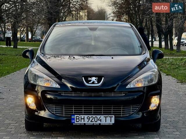Черный Пежо 308, объемом двигателя 1.6 л и пробегом 166 тыс. км за 5400 $, фото 1 на Automoto.ua