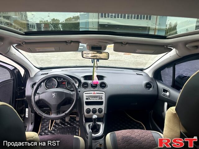 Черный Пежо 308, объемом двигателя 1.6 л и пробегом 226 тыс. км за 5500 $, фото 4 на Automoto.ua