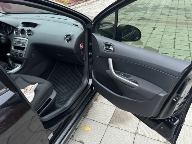 Черный Пежо 308, объемом двигателя 1.6 л и пробегом 157 тыс. км за 5200 $, фото 15 на Automoto.ua