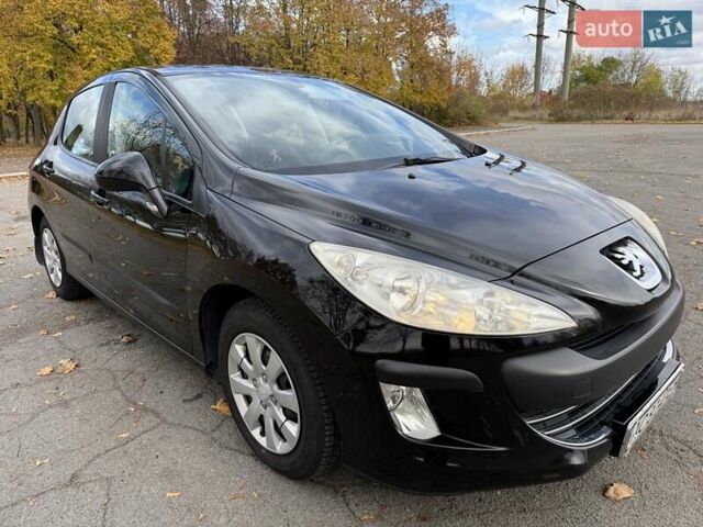 Черный Пежо 308, объемом двигателя 1.56 л и пробегом 320 тыс. км за 5300 $, фото 7 на Automoto.ua
