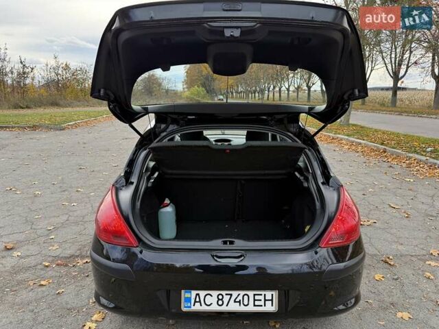 Черный Пежо 308, объемом двигателя 1.56 л и пробегом 320 тыс. км за 5300 $, фото 8 на Automoto.ua