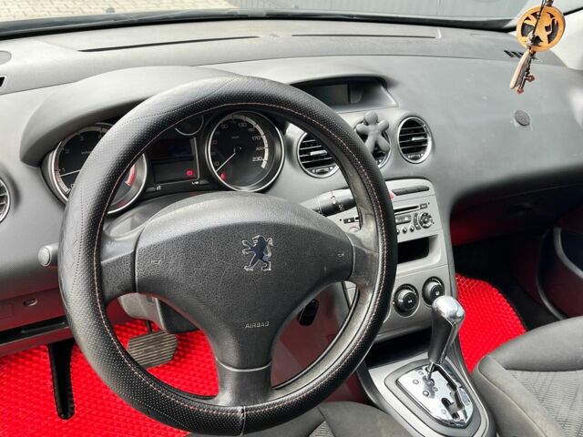 Черный Пежо 308, объемом двигателя 1.6 л и пробегом 183 тыс. км за 5000 $, фото 7 на Automoto.ua