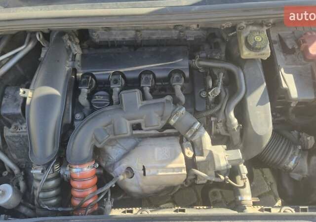 Чорний Пежо 308, об'ємом двигуна 1.6 л та пробігом 225 тис. км за 4600 $, фото 18 на Automoto.ua