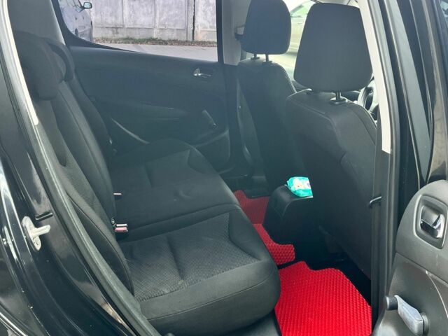 Черный Пежо 308, объемом двигателя 1.6 л и пробегом 183 тыс. км за 5000 $, фото 8 на Automoto.ua