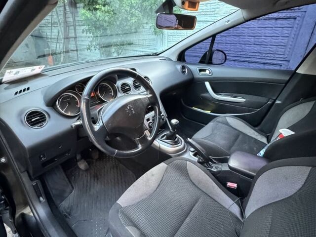 Чорний Пежо 308, об'ємом двигуна 1.6 л та пробігом 233 тис. км за 3800 $, фото 10 на Automoto.ua