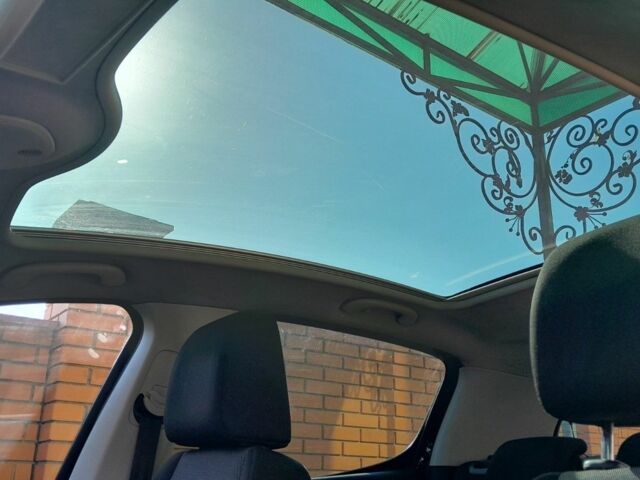 Чорний Пежо 308, об'ємом двигуна 1.6 л та пробігом 193 тис. км за 6000 $, фото 10 на Automoto.ua