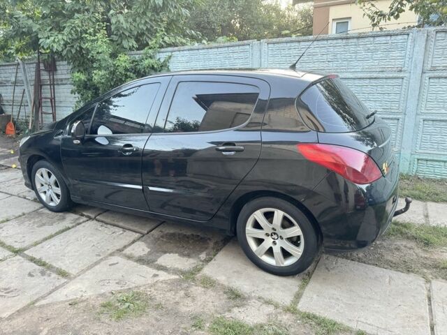 Чорний Пежо 308, об'ємом двигуна 1.6 л та пробігом 233 тис. км за 3800 $, фото 2 на Automoto.ua