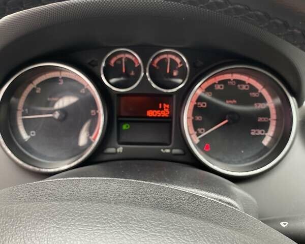 Чорний Пежо 308, об'ємом двигуна 1.6 л та пробігом 207 тис. км за 5300 $, фото 7 на Automoto.ua