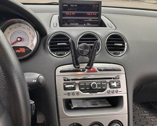 Черный Пежо 308, объемом двигателя 1.6 л и пробегом 292 тыс. км за 6200 $, фото 8 на Automoto.ua