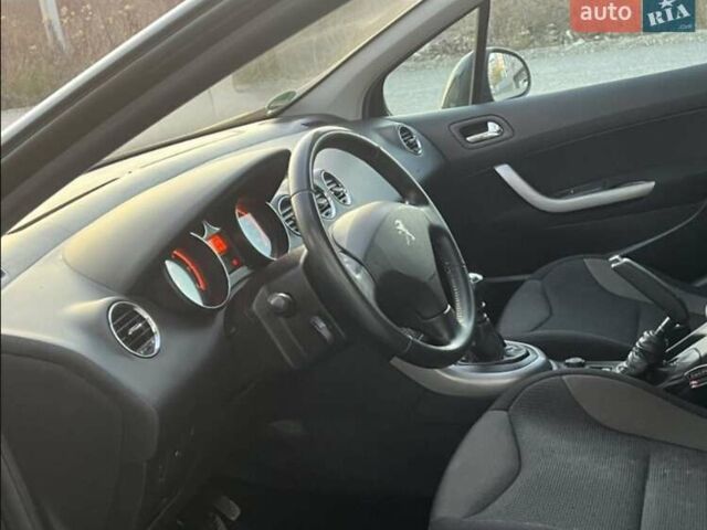 Чорний Пежо 308, об'ємом двигуна 0 л та пробігом 850 тис. км за 9800 $, фото 2 на Automoto.ua