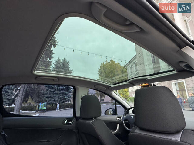 Чорний Пежо 308, об'ємом двигуна 1.6 л та пробігом 160 тис. км за 7300 $, фото 26 на Automoto.ua