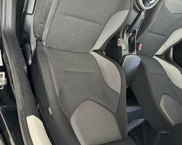 Чорний Пежо 308, об'ємом двигуна 1.6 л та пробігом 160 тис. км за 7300 $, фото 14 на Automoto.ua