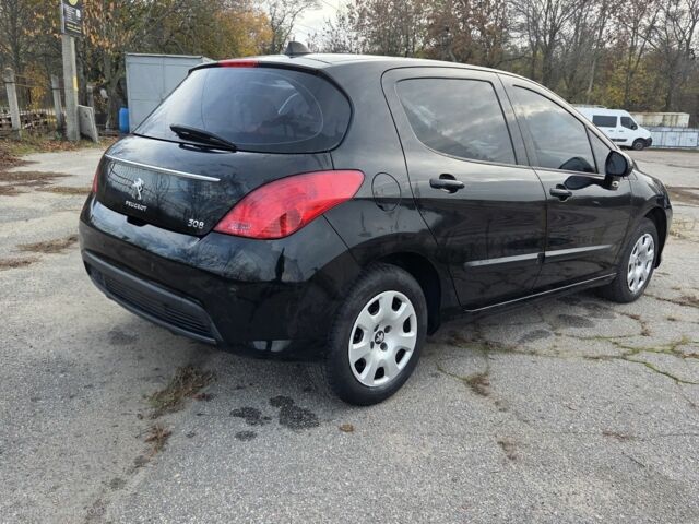 Черный Пежо 308, объемом двигателя 0 л и пробегом 161 тыс. км за 6800 $, фото 3 на Automoto.ua
