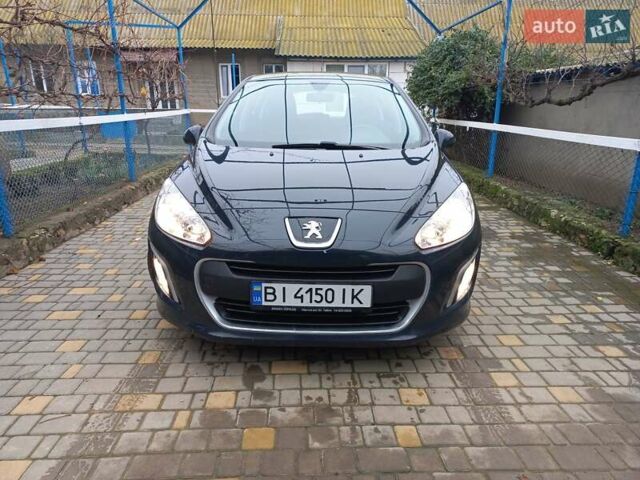 Черный Пежо 308, объемом двигателя 1.6 л и пробегом 172 тыс. км за 7000 $, фото 2 на Automoto.ua
