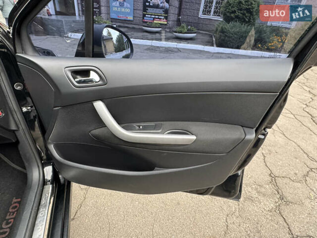 Чорний Пежо 308, об'ємом двигуна 1.6 л та пробігом 160 тис. км за 7300 $, фото 29 на Automoto.ua