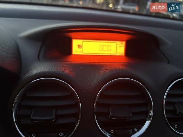 Черный Пежо 308, объемом двигателя 1.6 л и пробегом 145 тыс. км за 7400 $, фото 29 на Automoto.ua