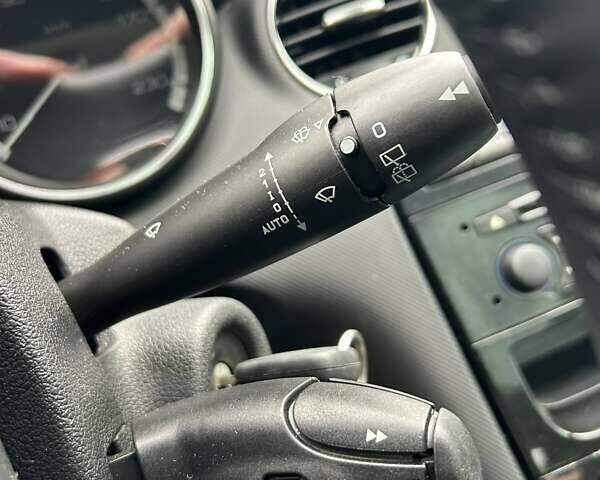 Черный Пежо 308, объемом двигателя 1.6 л и пробегом 145 тыс. км за 7400 $, фото 31 на Automoto.ua