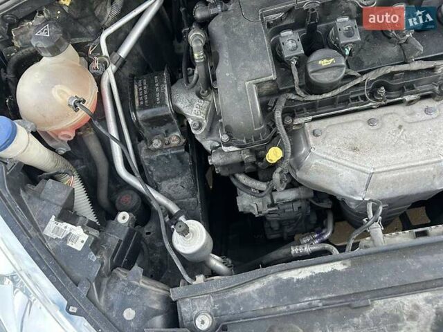 Черный Пежо 308, объемом двигателя 1.6 л и пробегом 145 тыс. км за 7400 $, фото 47 на Automoto.ua