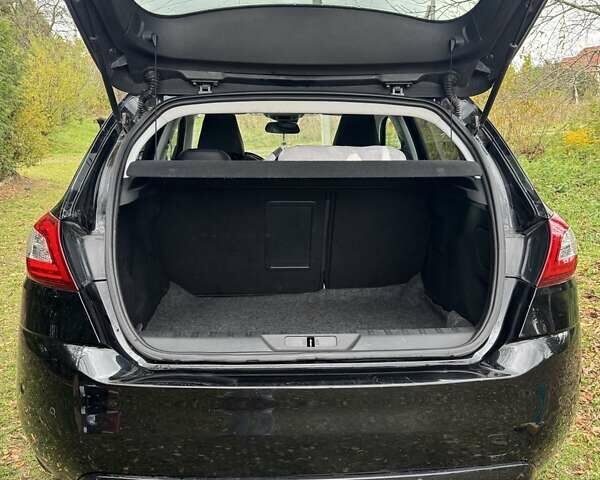 Черный Пежо 308, объемом двигателя 2 л и пробегом 233 тыс. км за 11500 $, фото 13 на Automoto.ua