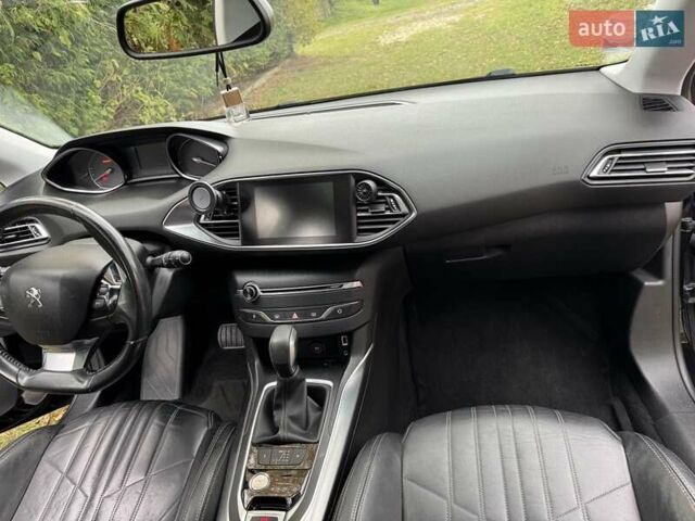 Черный Пежо 308, объемом двигателя 2 л и пробегом 233 тыс. км за 11500 $, фото 11 на Automoto.ua