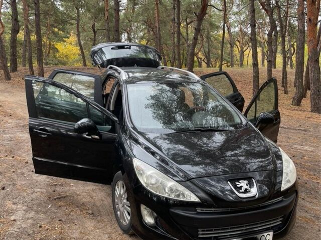 Черный Пежо 308, объемом двигателя 1.6 л и пробегом 233 тыс. км за 4500 $, фото 1 на Automoto.ua