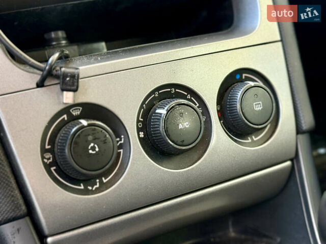 Черный Пежо 308, объемом двигателя 1.6 л и пробегом 248 тыс. км за 5350 $, фото 28 на Automoto.ua