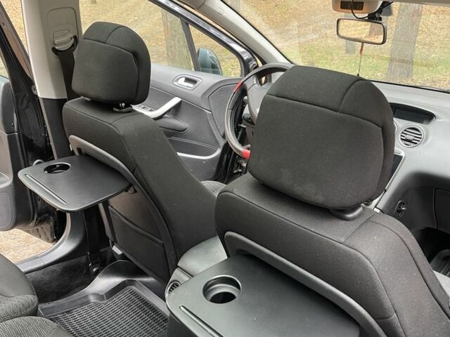 Черный Пежо 308, объемом двигателя 1.6 л и пробегом 233 тыс. км за 4500 $, фото 6 на Automoto.ua