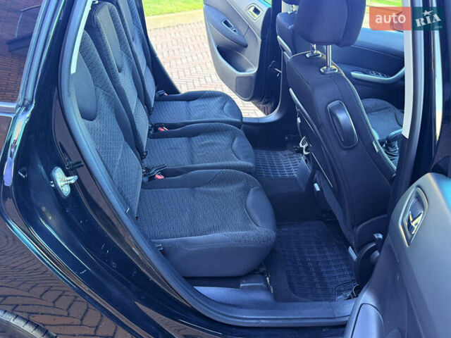 Черный Пежо 308, объемом двигателя 1.56 л и пробегом 256 тыс. км за 4999 $, фото 17 на Automoto.ua