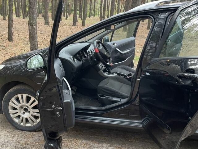 Черный Пежо 308, объемом двигателя 1.6 л и пробегом 233 тыс. км за 4500 $, фото 2 на Automoto.ua