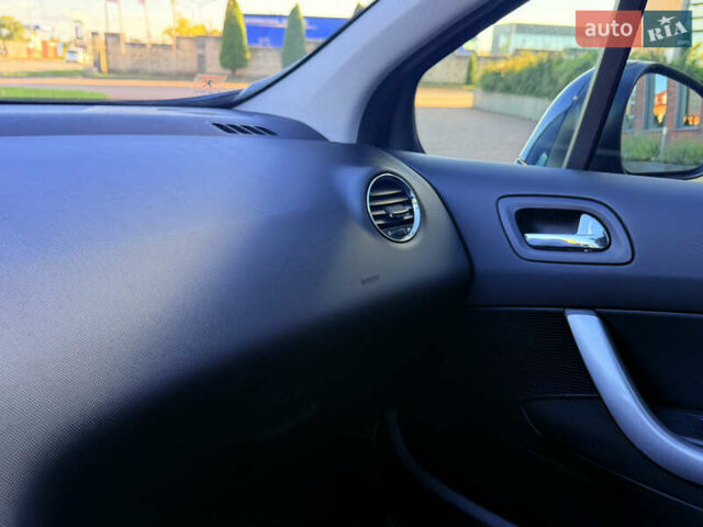 Черный Пежо 308, объемом двигателя 1.56 л и пробегом 256 тыс. км за 4999 $, фото 31 на Automoto.ua