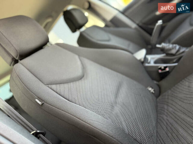 Черный Пежо 308, объемом двигателя 1.6 л и пробегом 248 тыс. км за 5350 $, фото 52 на Automoto.ua